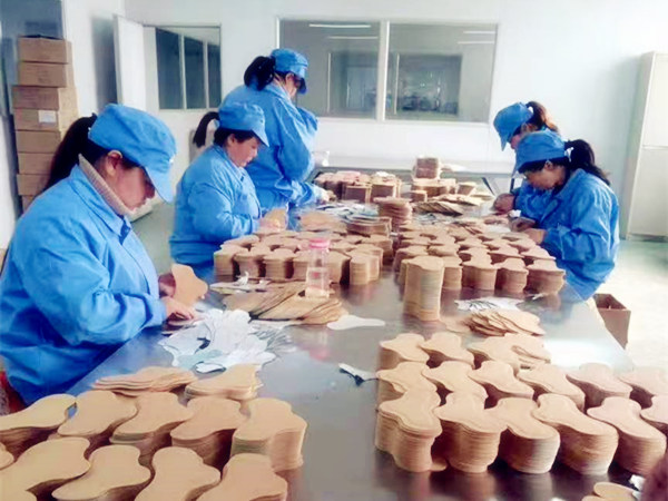 膏藥貼牌是什么意思？委托膏藥代加工的優勢是什么？